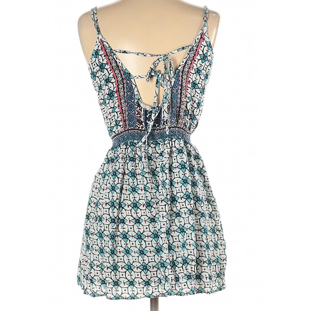 3/$18 Aeropostale Boho Print Keyhole Peasant Dress - Picture 6 of 12
